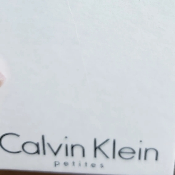 CALVIN Klein - Picture 10 of 10